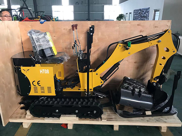 HT08迷你挖掘機發往西班牙