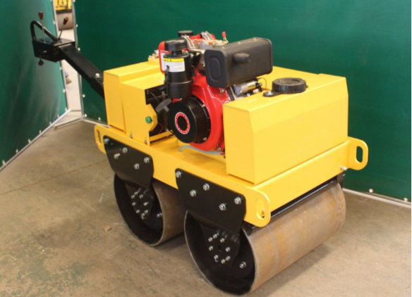 小型手扶壓路機操作人員應了解的常識和優勢
